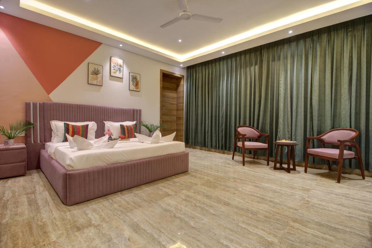 Euphoria Luxury Villa - 5Bhk - Private Pool - Jacuzzi, Baga Luaran gambar