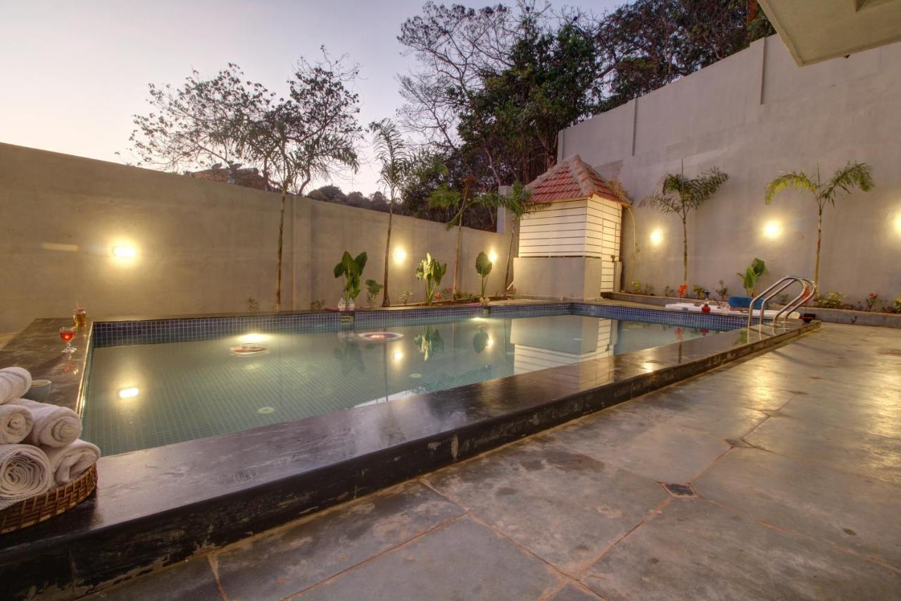 Euphoria Luxury Villa - 5Bhk - Private Pool - Jacuzzi, Baga Luaran gambar