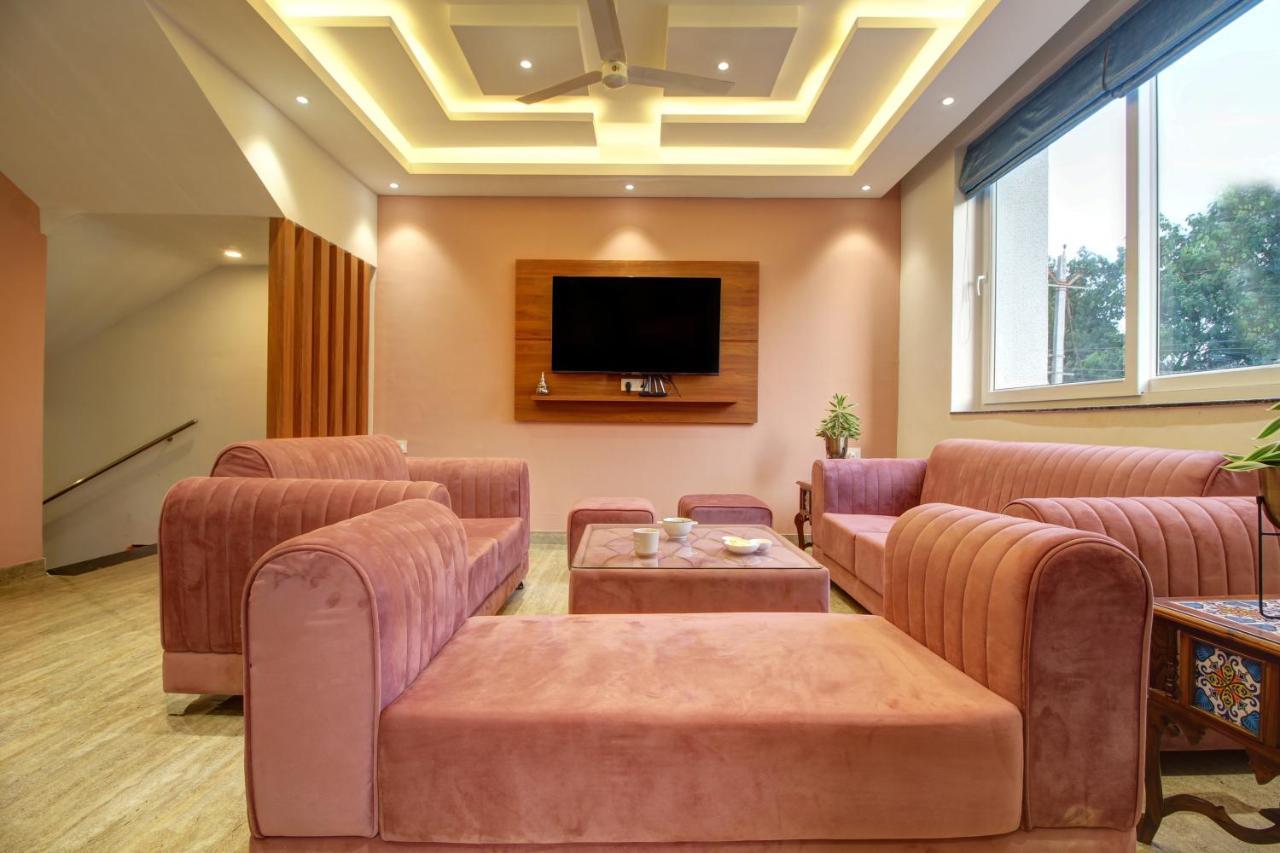 Euphoria Luxury Villa - 5Bhk - Private Pool - Jacuzzi, Baga Luaran gambar