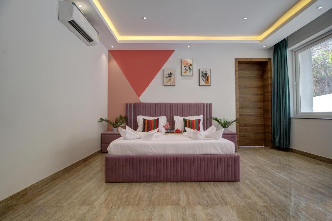 Euphoria Luxury Villa - 5Bhk - Private Pool - Jacuzzi, Baga Luaran gambar