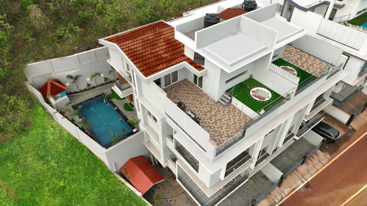 Euphoria Luxury Villa - 5Bhk - Private Pool - Jacuzzi, Baga Luaran gambar