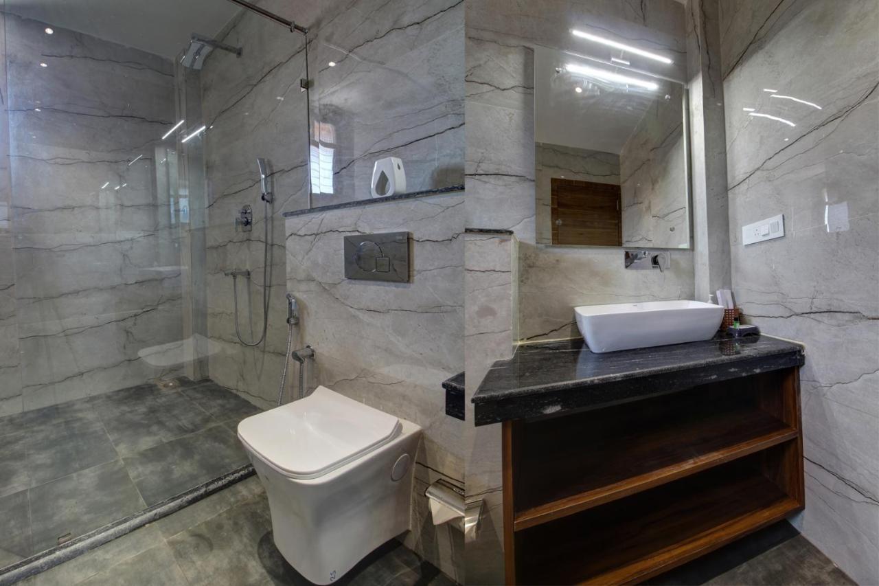 Euphoria Luxury Villa - 5Bhk - Private Pool - Jacuzzi, Baga Luaran gambar