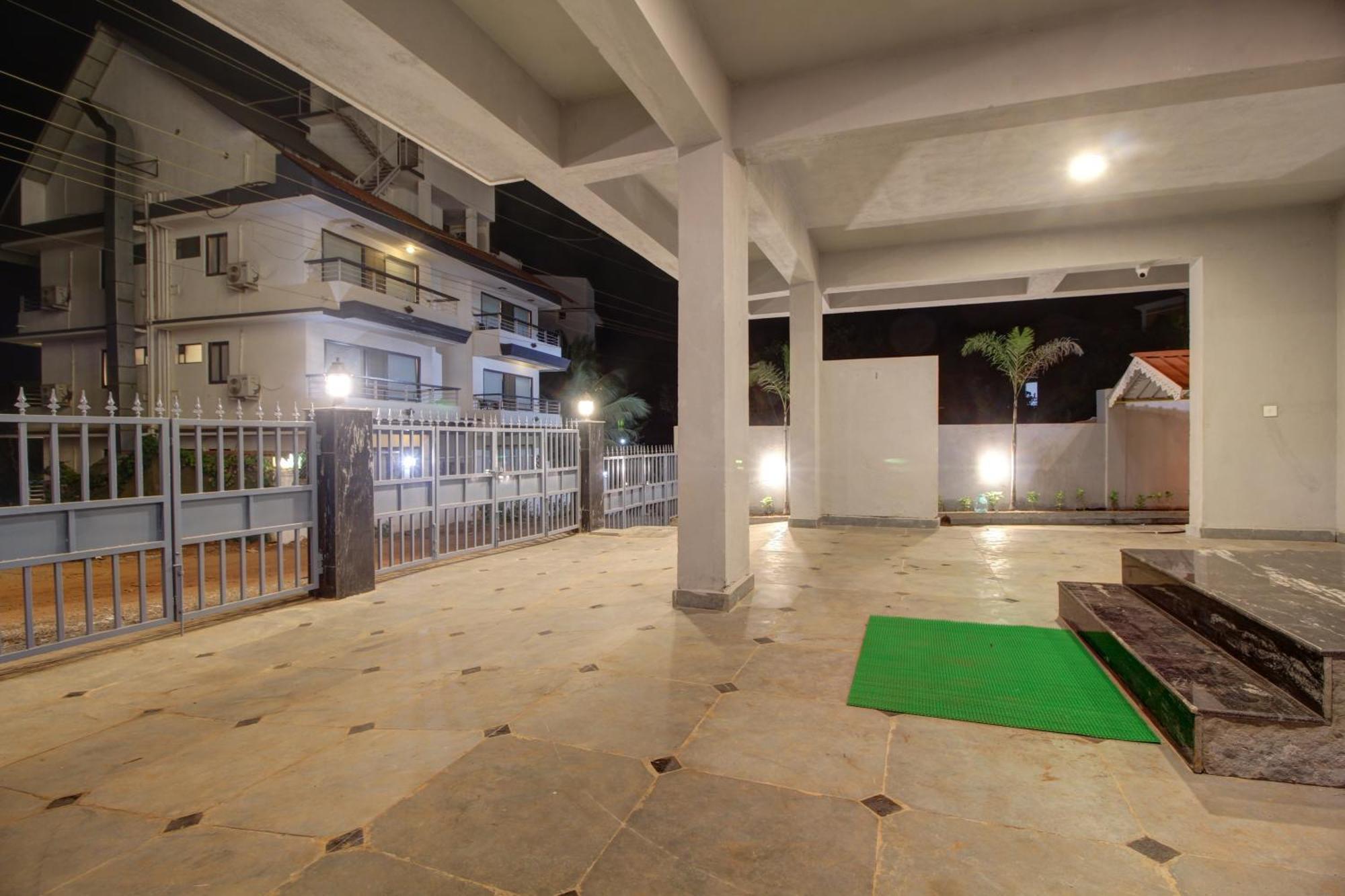 Euphoria Luxury Villa - 5Bhk - Private Pool - Jacuzzi, Baga Luaran gambar