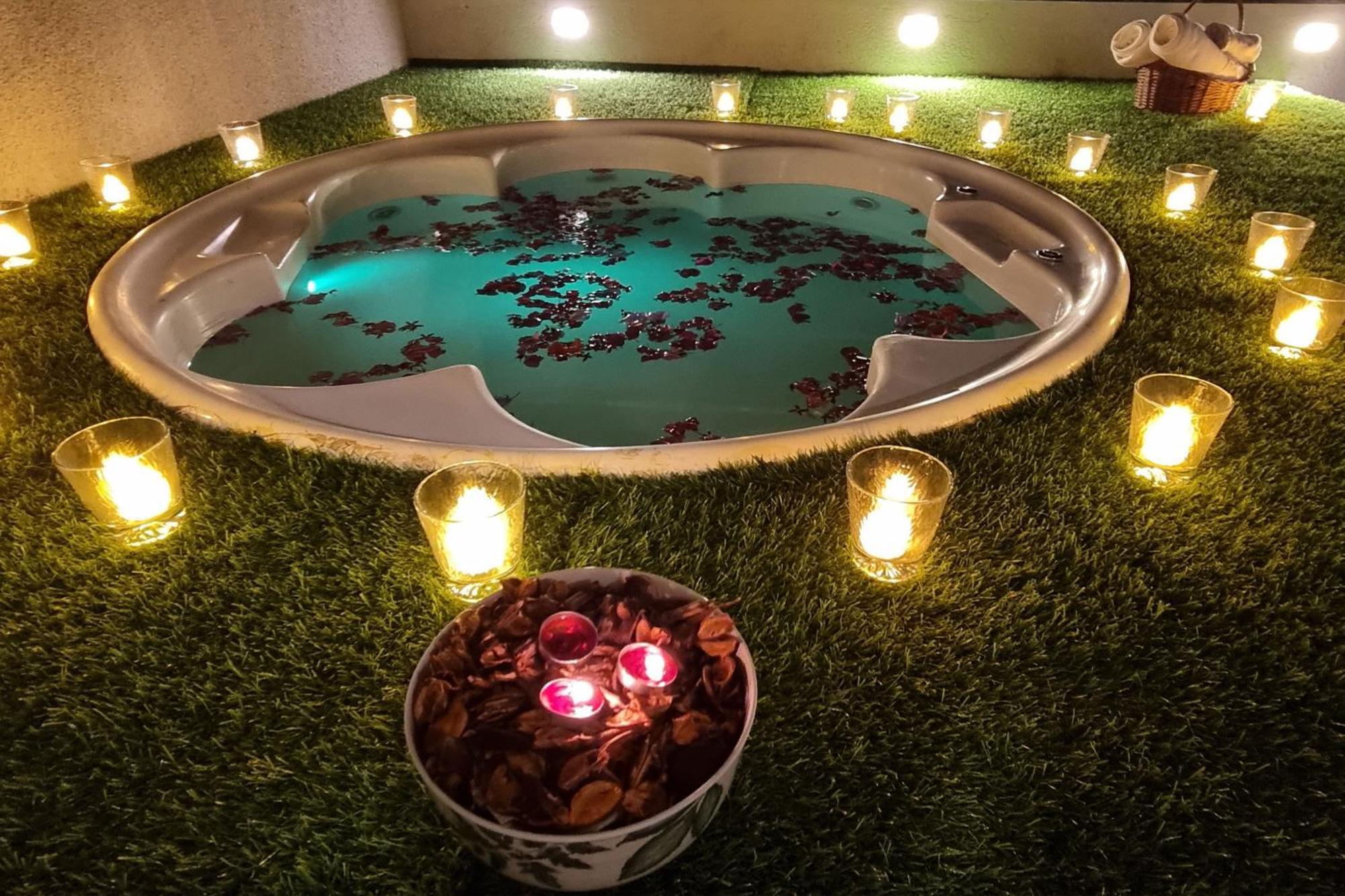 Euphoria Luxury Villa - 5Bhk - Private Pool - Jacuzzi, Baga Luaran gambar
